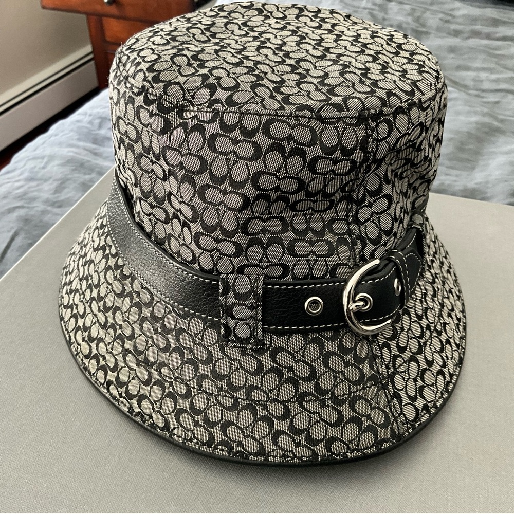 Coach Signature Jacquard Bucket Hat - Picture 2 of 5